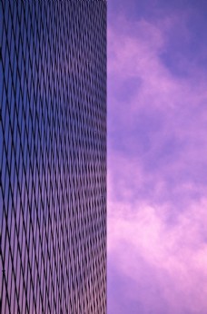 紫色天空大楼背景