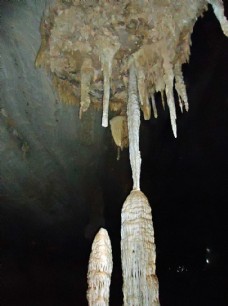 美轮美奂的地下洞穴美景